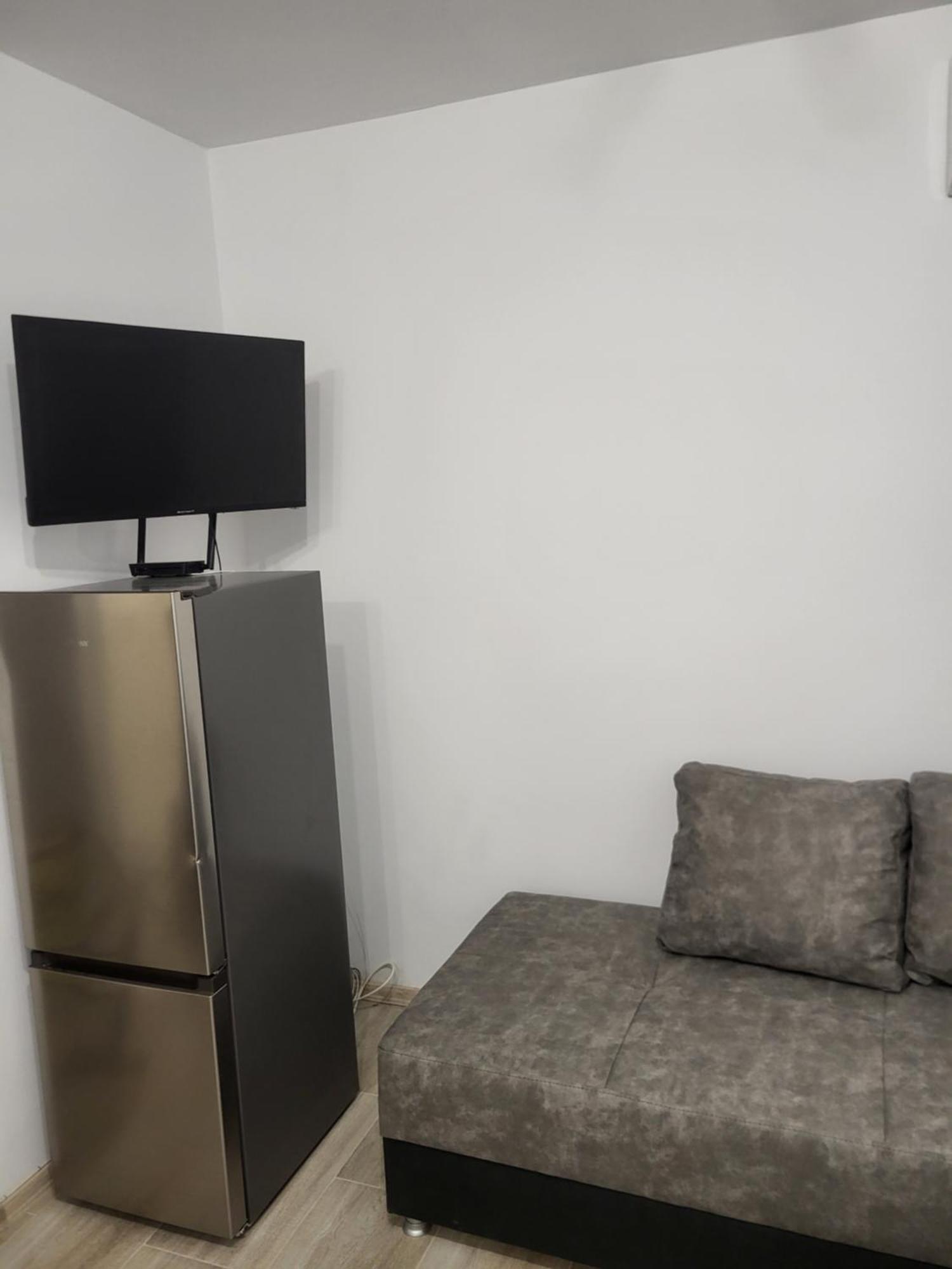 Aleks Top Center 2- Free Parking Burgas Esterno foto