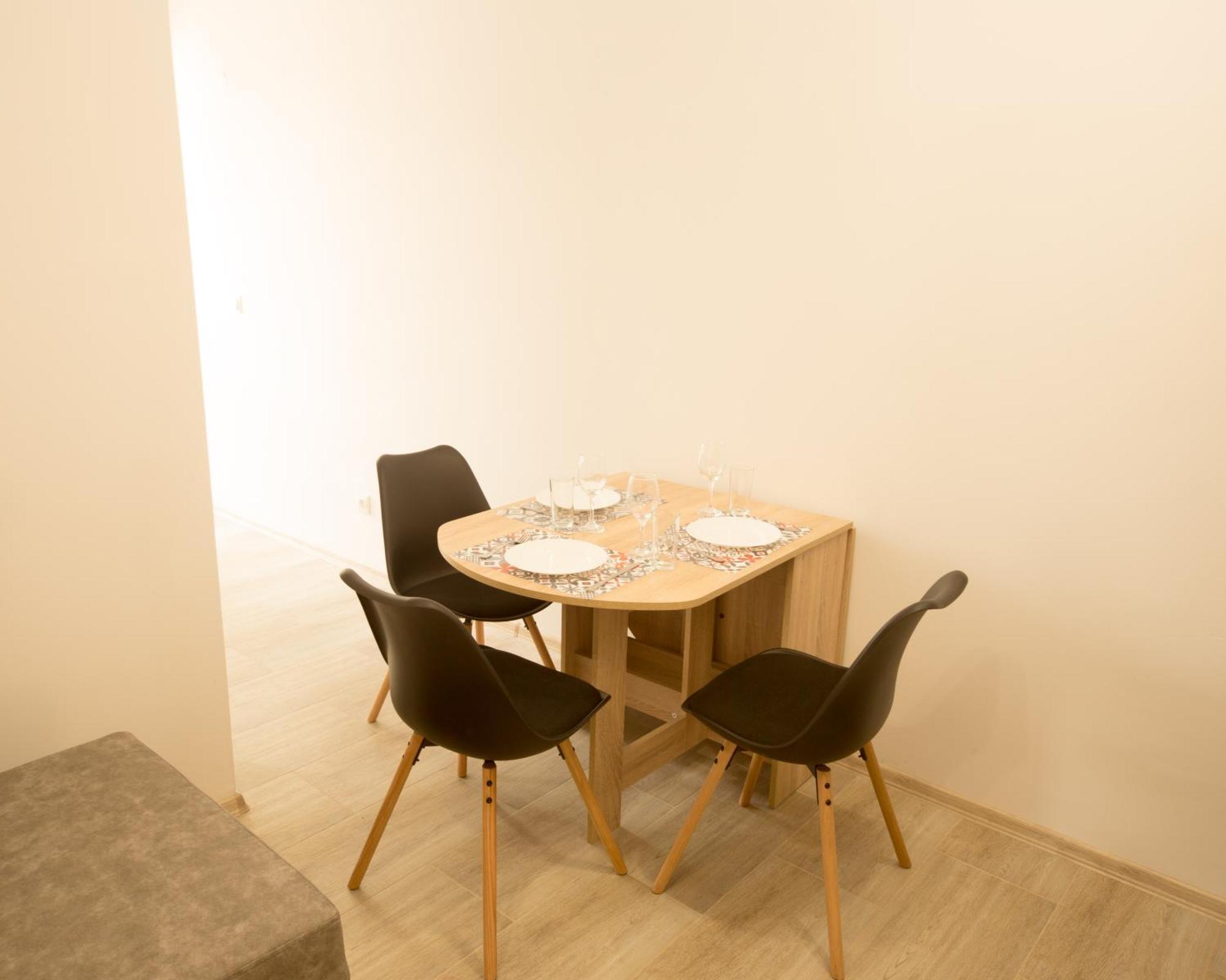 Aleks Top Center 2- Free Parking Burgas Esterno foto