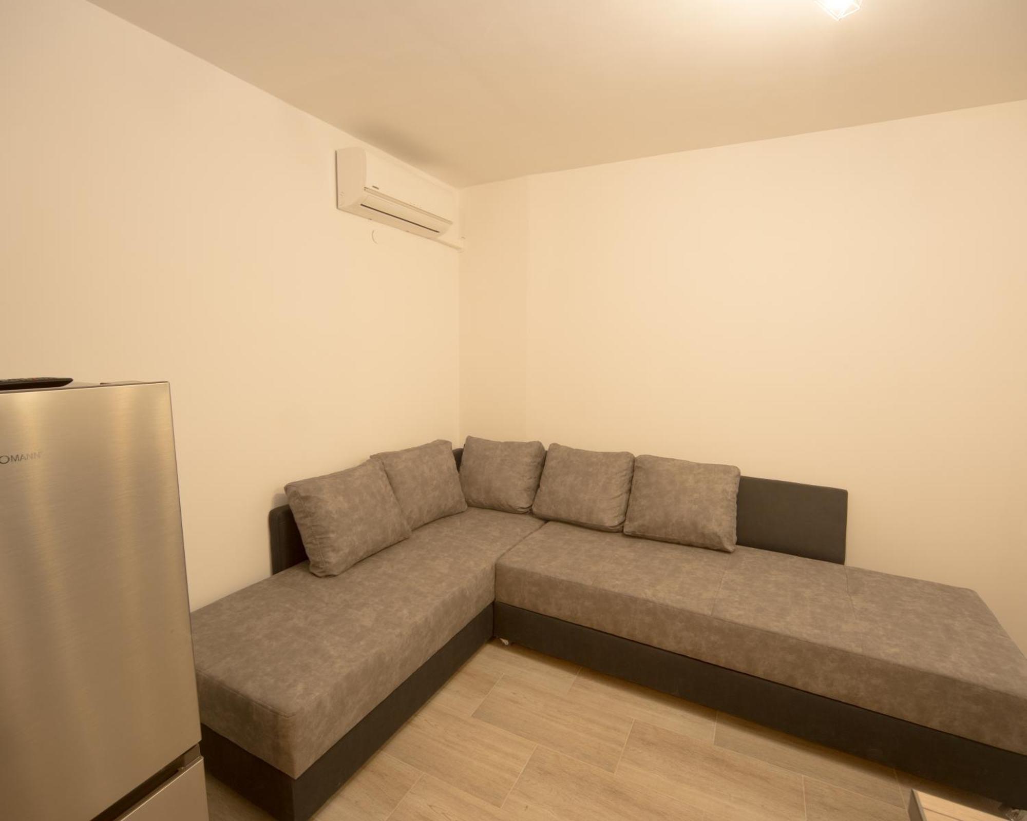 Aleks Top Center 2- Free Parking Burgas Esterno foto